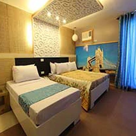 ยูโรเทล แองเจลิส Hotel อังเฮเลส ภายนอก รูปภาพ