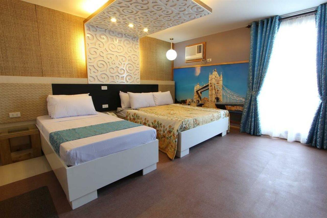 ยูโรเทล แองเจลิส Hotel อังเฮเลส ภายนอก รูปภาพ