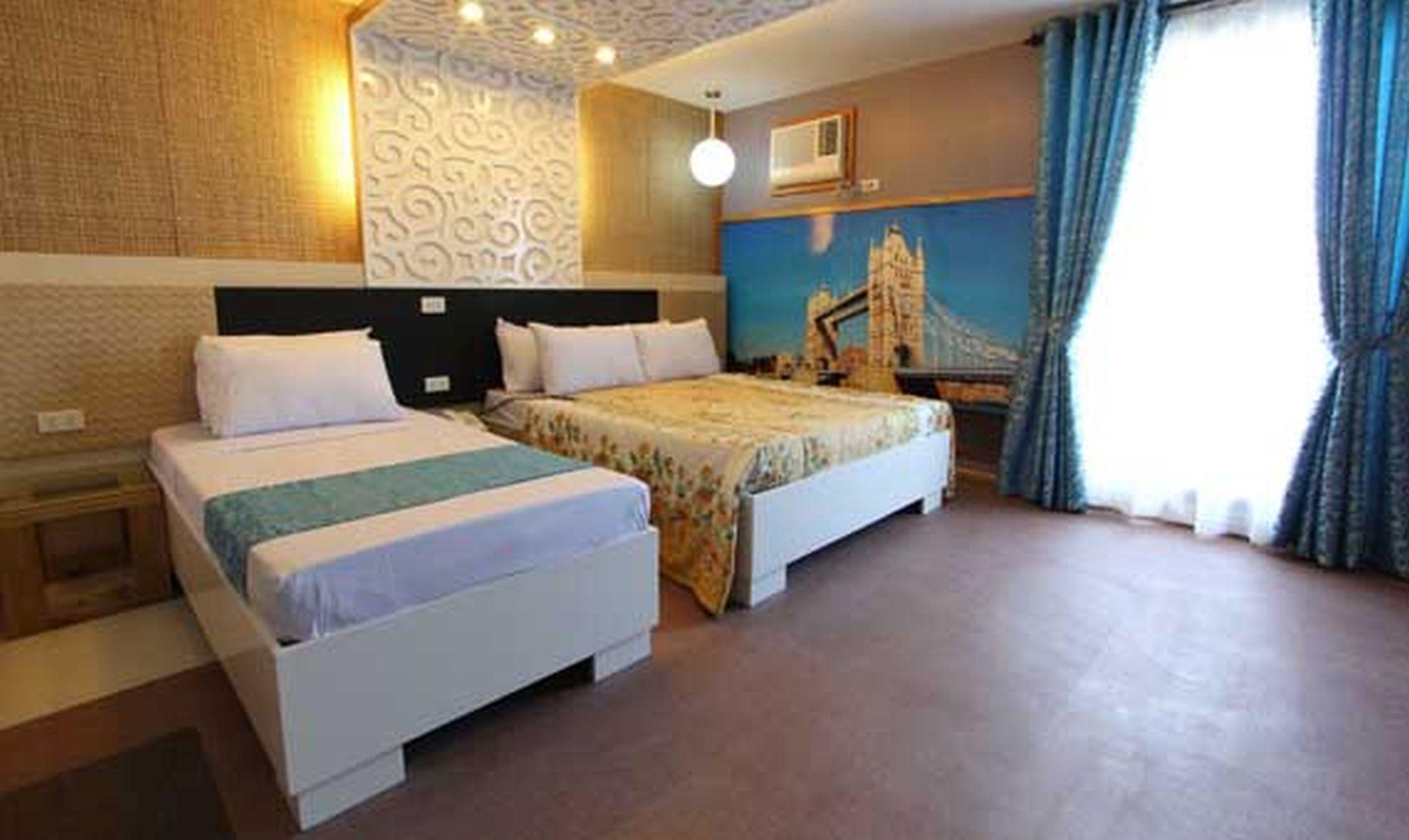 ยูโรเทล แองเจลิส Hotel อังเฮเลส ภายนอก รูปภาพ