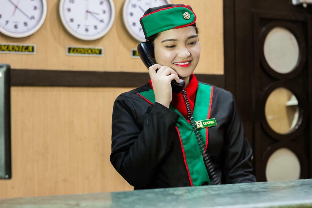 ยูโรเทล แองเจลิส Hotel อังเฮเลส ภายนอก รูปภาพ