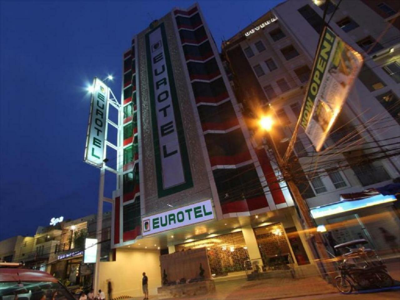 ยูโรเทล แองเจลิส Hotel อังเฮเลส ภายนอก รูปภาพ